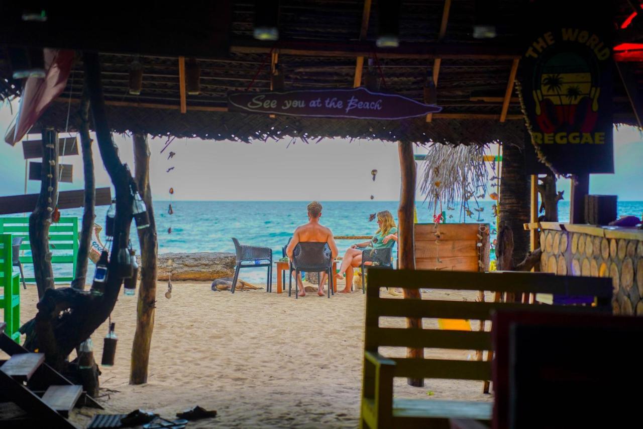 The Beach Lovers Nilaveli Exterior photo