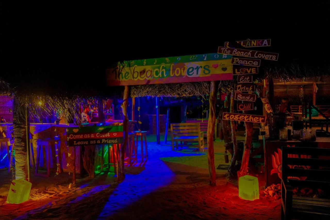 The Beach Lovers Nilaveli Exterior photo