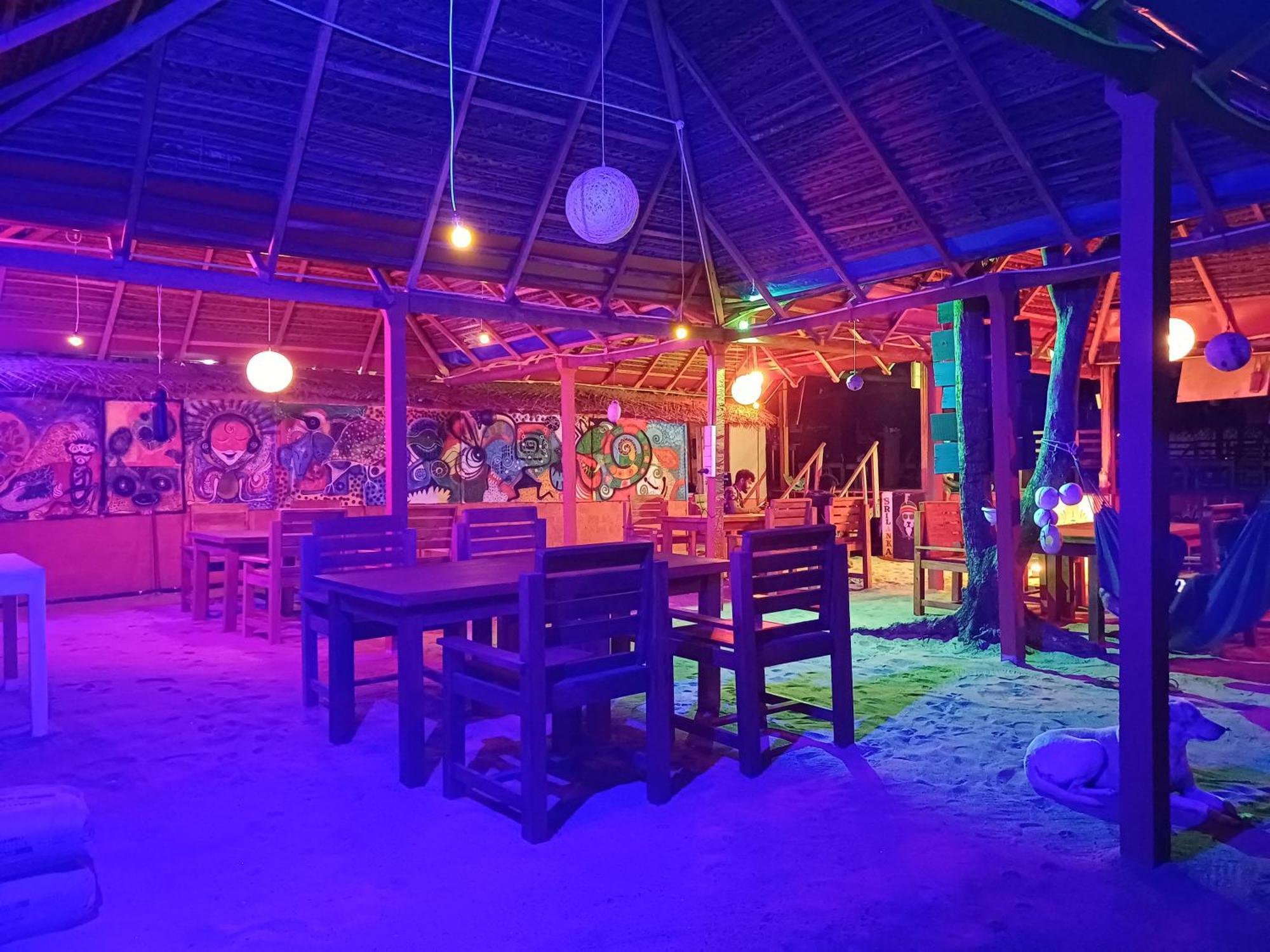 The Beach Lovers Nilaveli Exterior photo