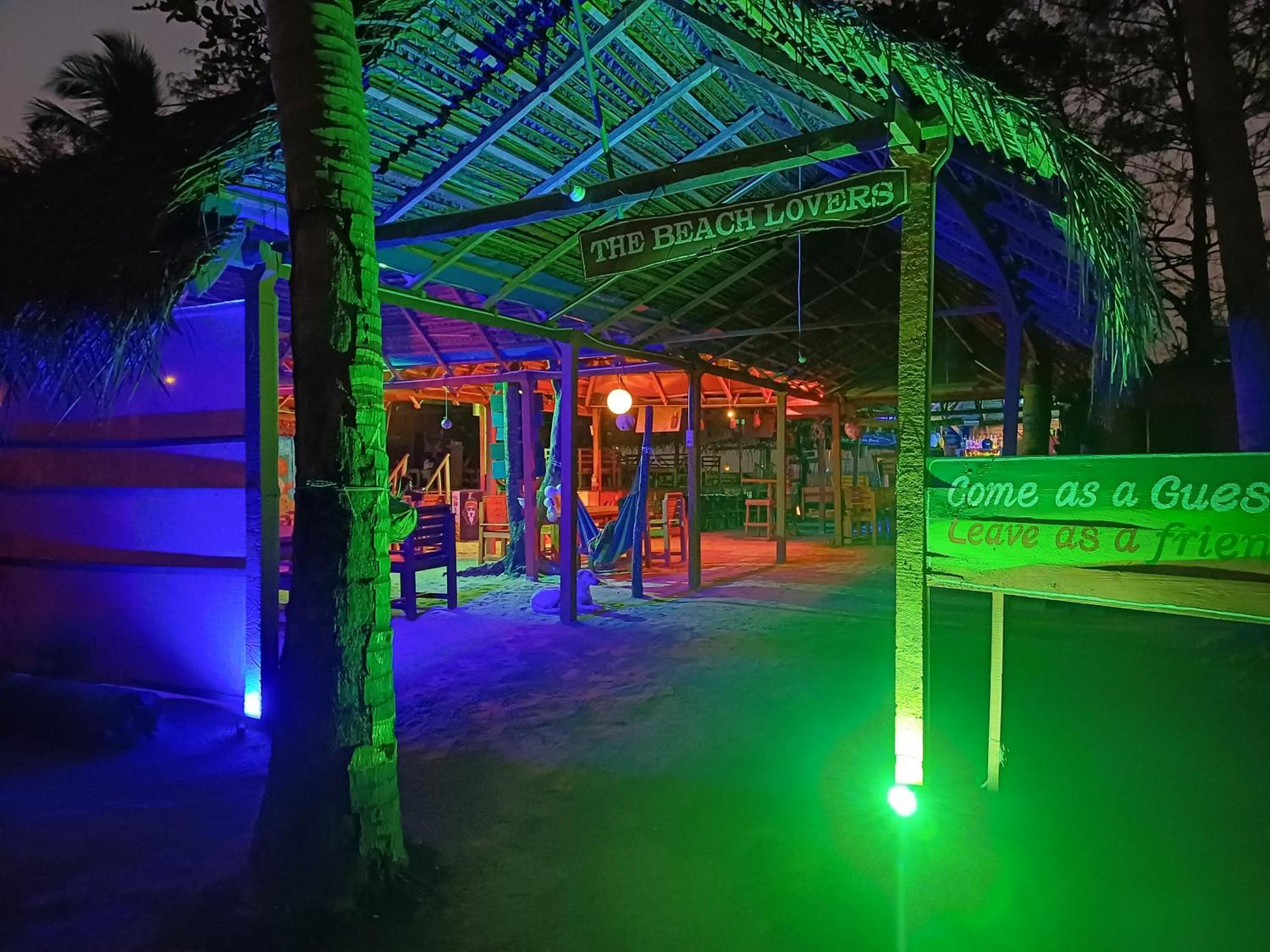 The Beach Lovers Nilaveli Exterior photo